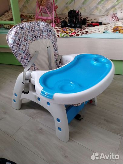 Детский стульчик для кормления