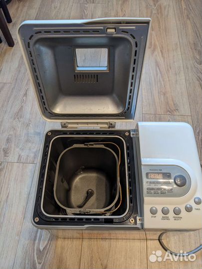 Хлебопечка Goldstar HB-020E