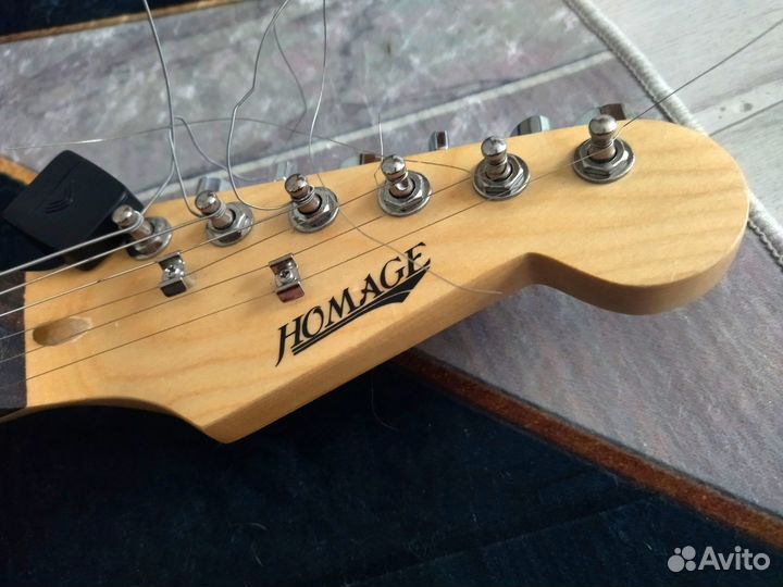 Электро-гитара stratocaster