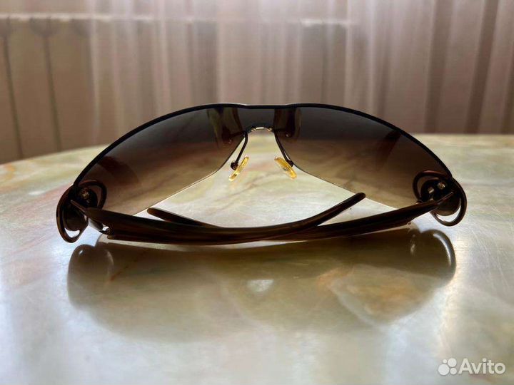Солнцезащитные очки Валентин Юдашкин