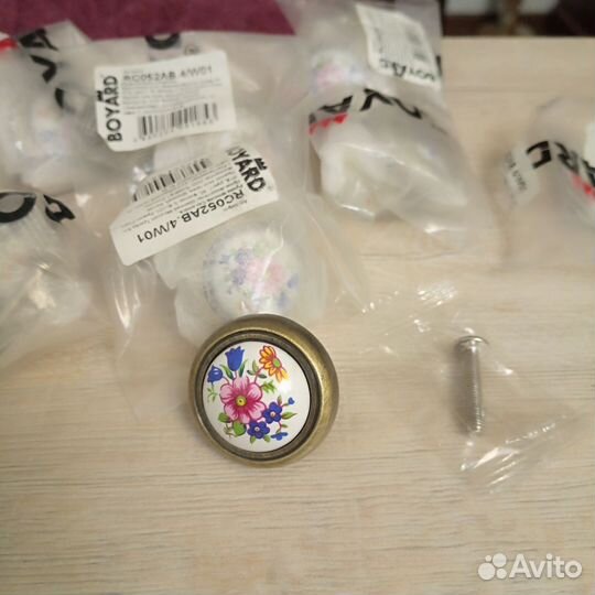 Дверная ручка латунь