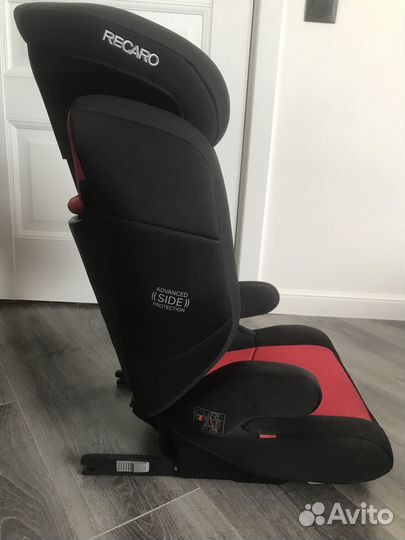 Автокресло Recaro Monza Nova Evo Seatfix