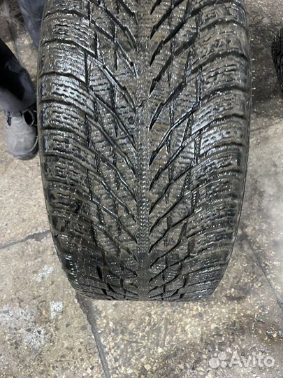 Nokian Tyres Hakkapeliitta R3 255/35 R19