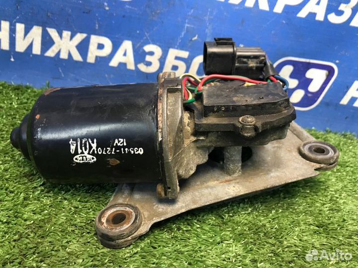 Моторчик стеклоочистителя передний Kia Sportage 1