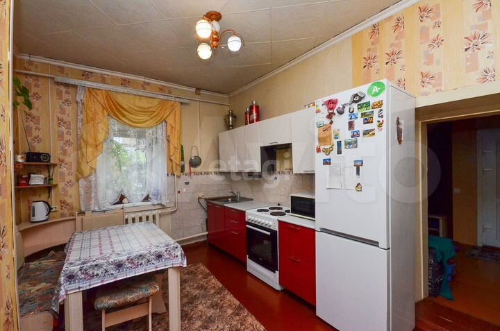 Дом 189 м² на участке 6 сот.