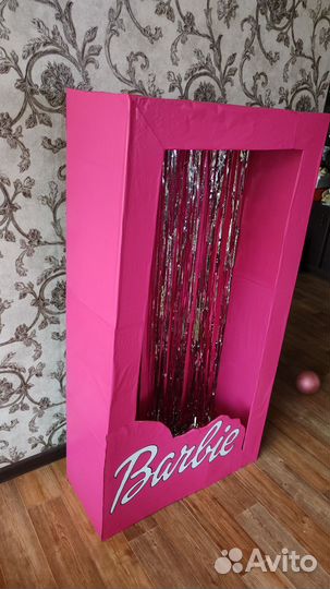 Коробка Барби для фотозоны