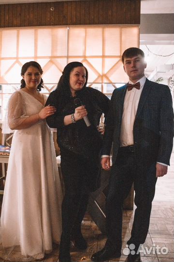 Ведущая праздников - певица