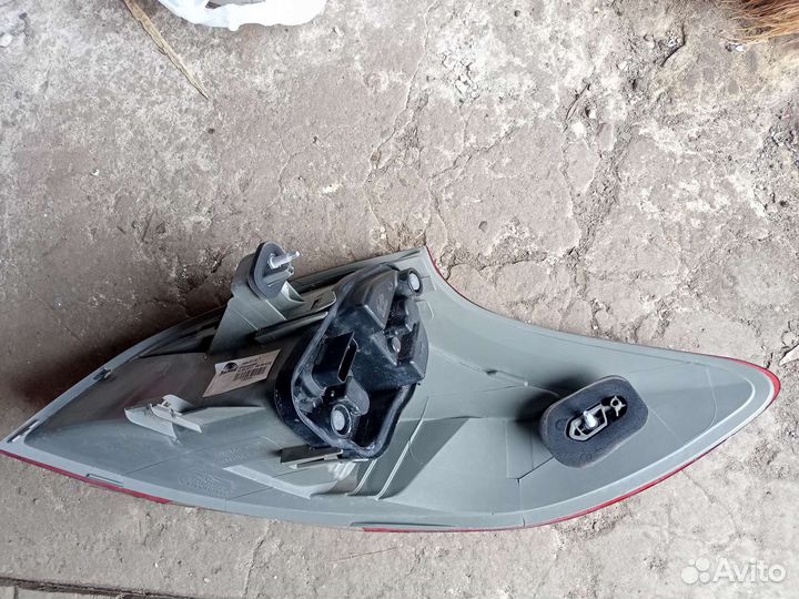 Фонарь задний левый на Рено Меган 3