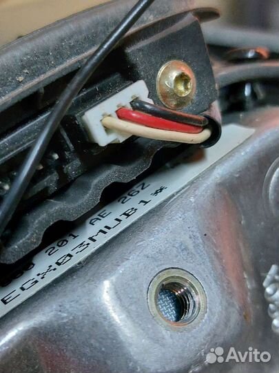 Подушка безопасности водителя audi a8 d2 ауди а8