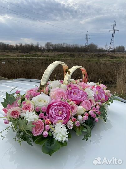 Свадебные украшения на машину