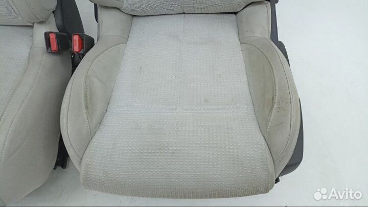 Сиденье Citroen C4 B7 EP6CDT 2013