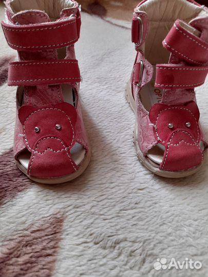 Босоножки для девочки 18 размер нат.кожа