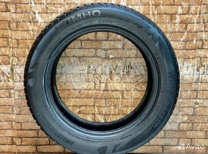 Kumho WinterCraft Ice WI31 205/55 R16