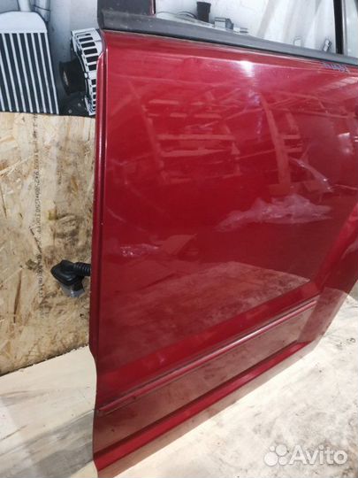 Дверь боковая задняя левая Dodge Caliber 2.0 ECN