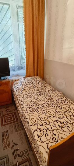 Комната 10 м² в 2-к., 1/5 эт.