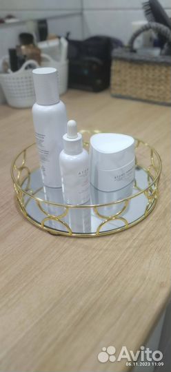 Зеркальный золотой поднос