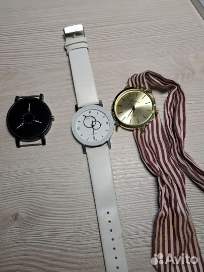 Часы наручные женские