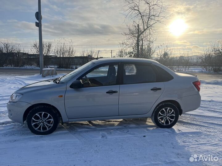 LADA Granta 1.6 МТ, 2012, 107 000 км