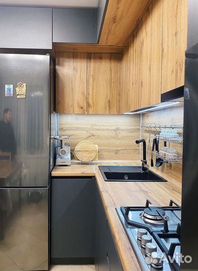 Кухонный гарнитур на заказ. Гapaнития дo 10 лeт