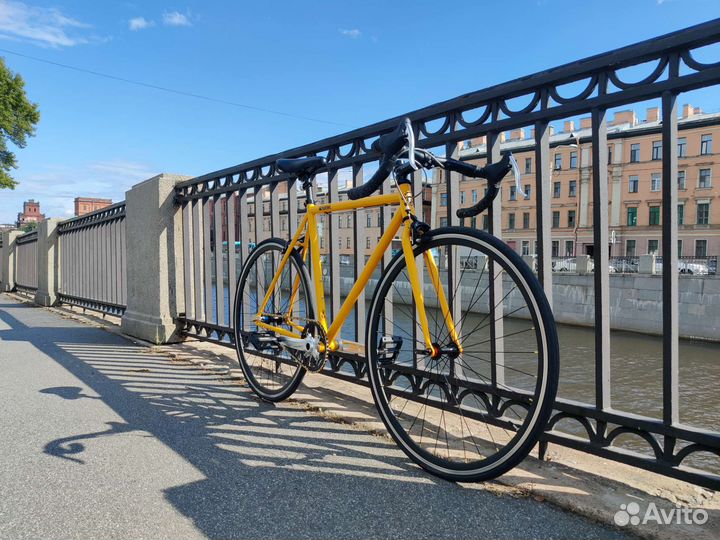 Шоссейный велосипед фикс