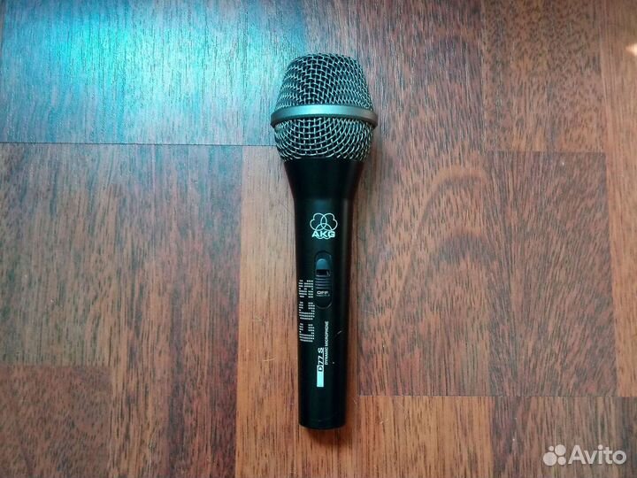 Микрофон AKG D77S