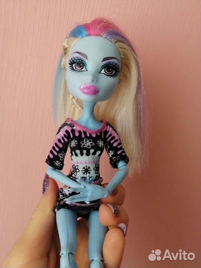 Эбби Боминейбл