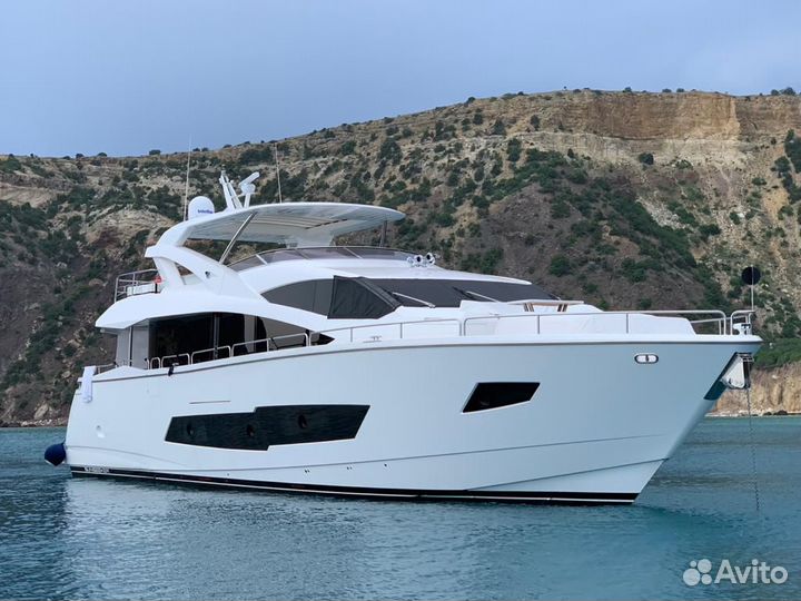 Sunseeker 86 2018