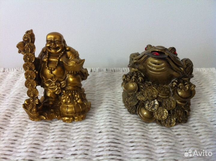 Статуэтки «Хотей с посохом» «Жаба на монетах»