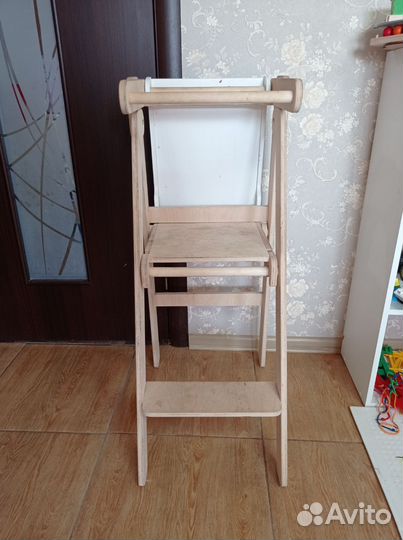 Башня помощника с доской для рисования