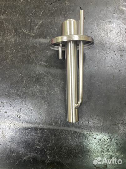 Попугай на банку нерж