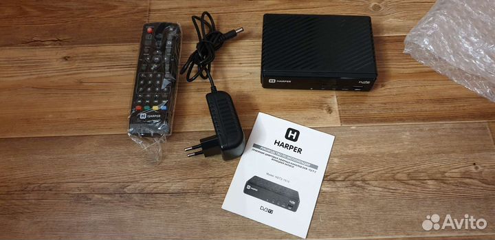 TV приставка для цифрового тв. Harper HDT2-1513