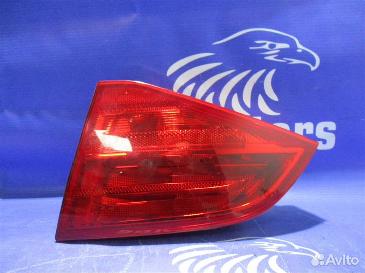 Фонарь крышки багажника правый Audi A4 B8 8K2