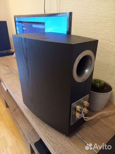 Акустические колонки Heco victa prime 302