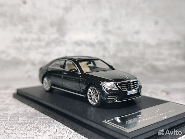 Mercedes-Benz S450 W222 1:64