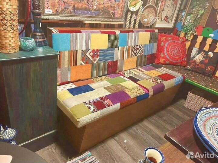 Диван двухместный в восточном стиле