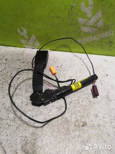 Ответная часть ремня безопасности Форд Фокус 2