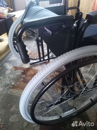 Коляска инвалидная