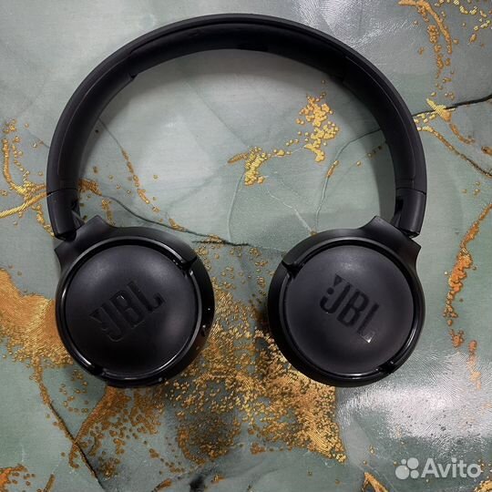 Bluetooth-гарнитура JBL Tune 510BT