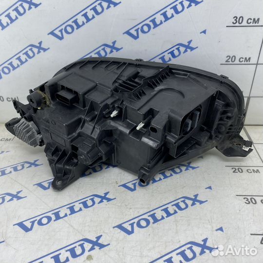 Фара правая LED Volvo XC90 2016-2020