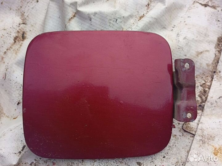 Лючок топливного бака Mazda 626 GE 2.0