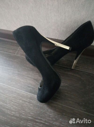 Туфли вечерние 39р