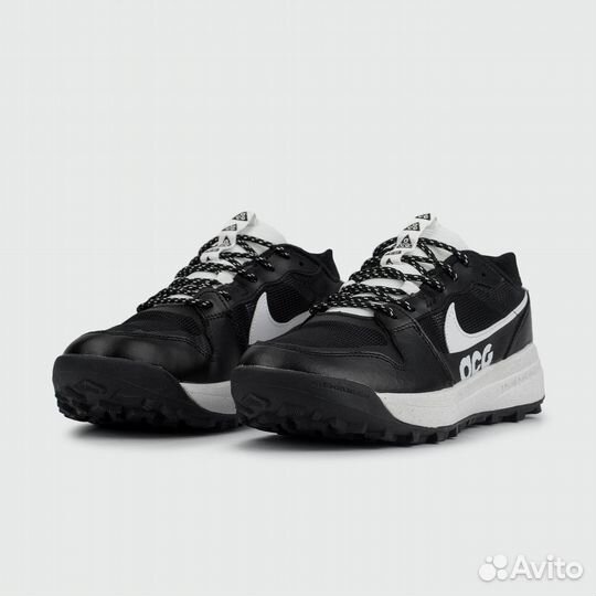 Nike Acg Lowcate Black / White