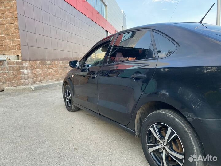 Volkswagen Polo 1.6 МТ, 2015, 233 000 км