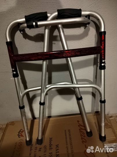 Ходунки двухуровневые для пожилых шагающие