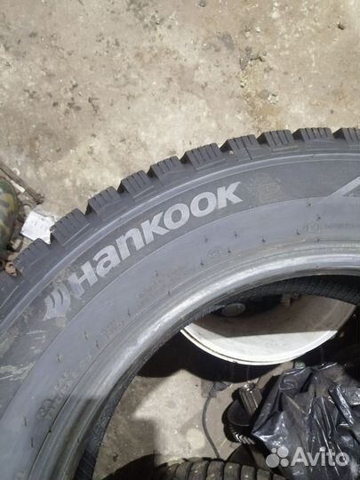 BCT ES 9000 215/60 R17 100