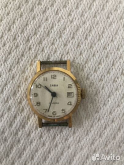 Золотые часы женские