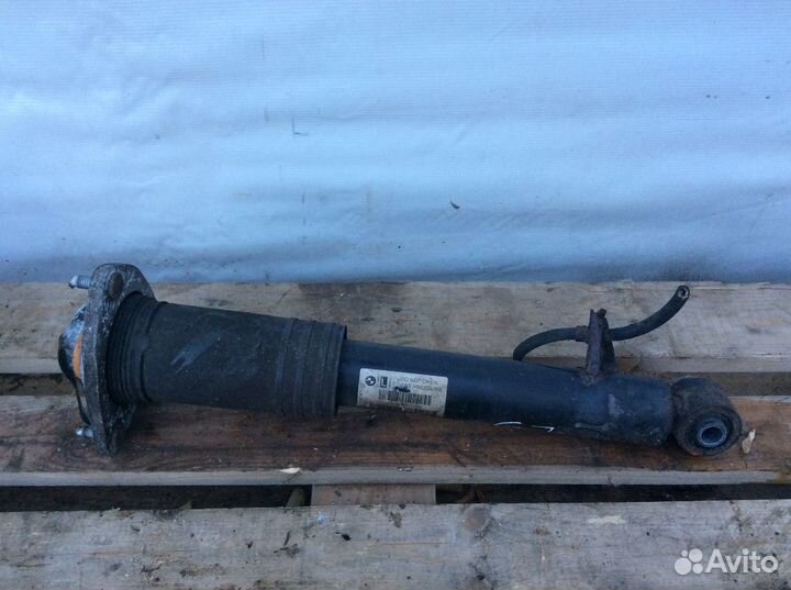 Стойка задняя левая X5 E70 BMW