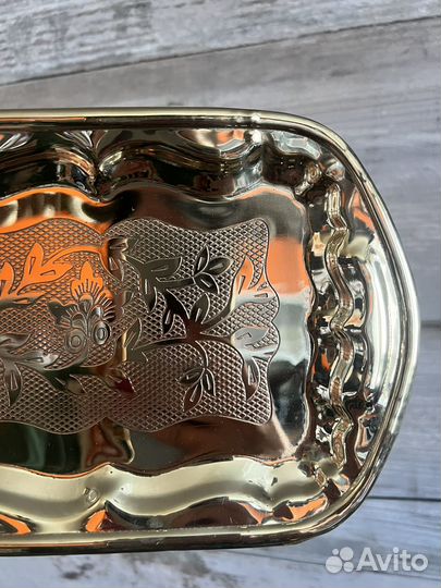 Поднос латунный