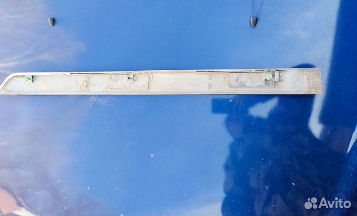 Молдинг задней правый Лансер 9