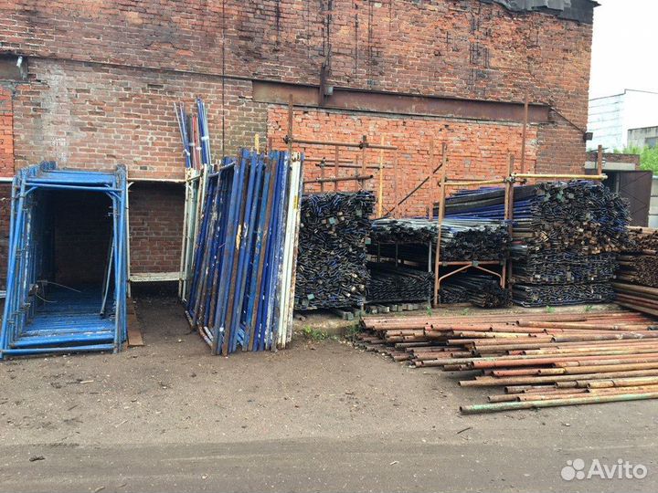 Опалубка на телескопических стойках